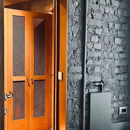 아파트 Introvert's Den *